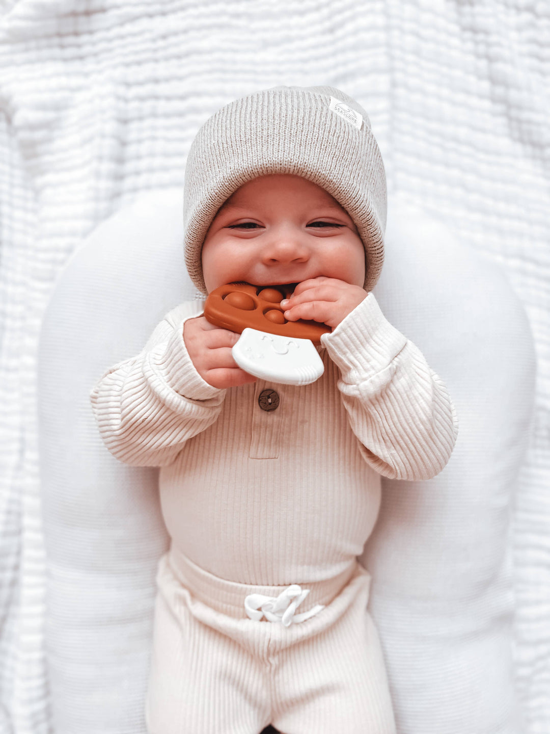 Itzy Pop™ Sensory Teether : Mushroom
