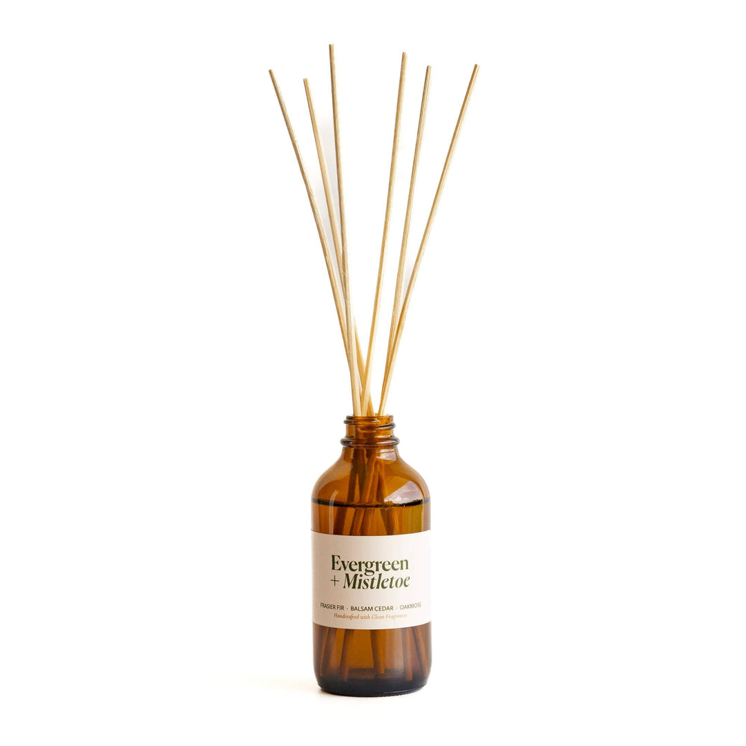 Evergreen + Mistletoe | Clean Reed Diffuser: Diffuser Set (with box + reeds)