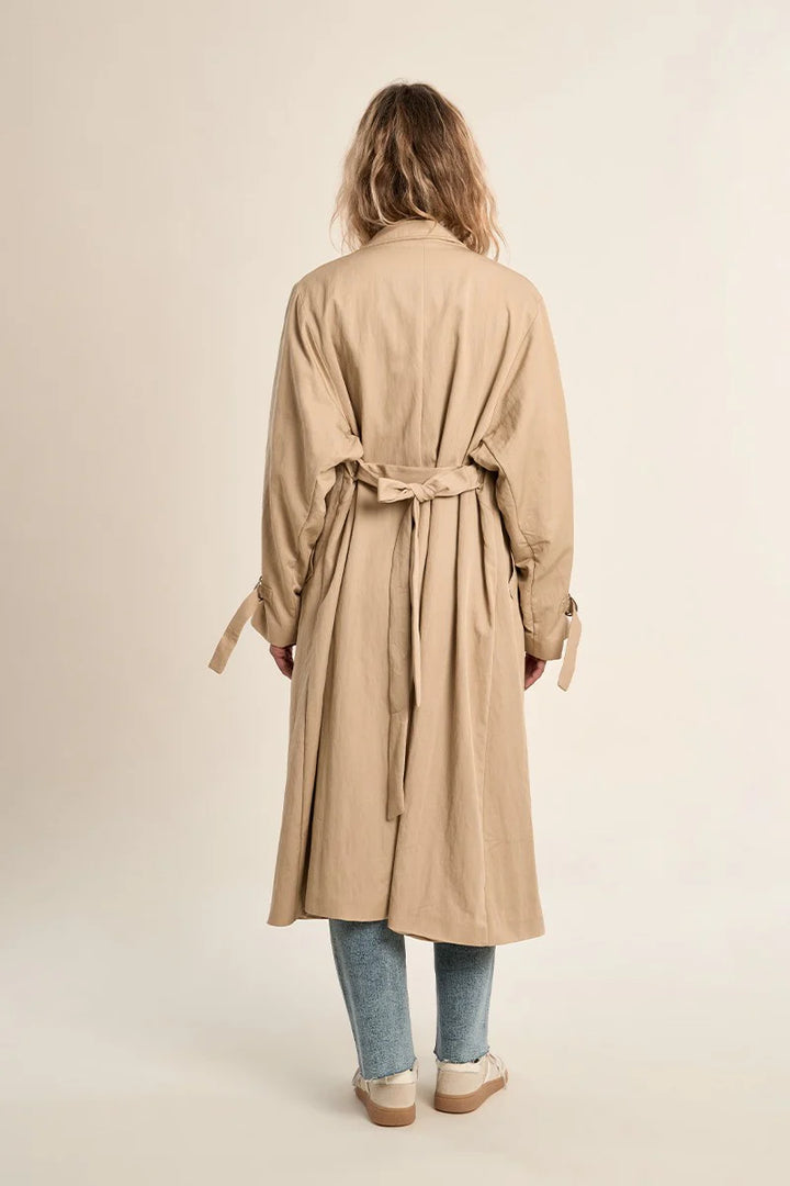 Runaway Classic Trench