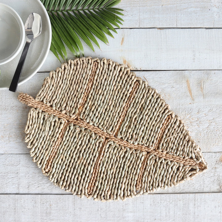 Woven Leaf Placemat - Natural
