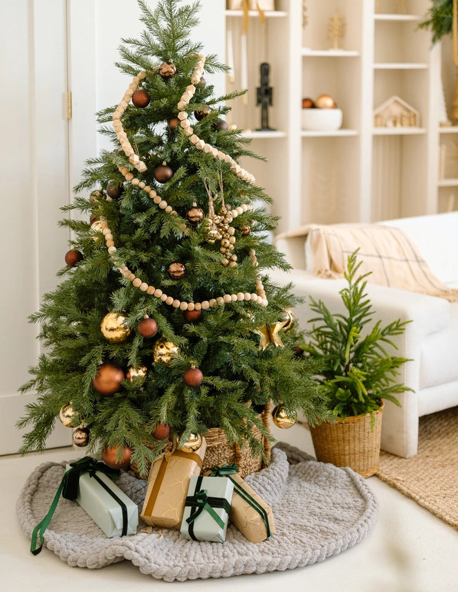 Chunky Knit Tree Skirt