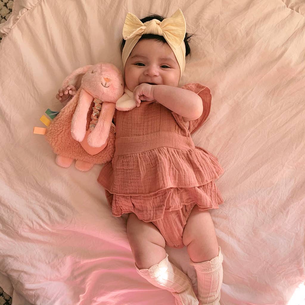 Itzy Friends Lovey™ Plush: Billie The Taupe Bunny