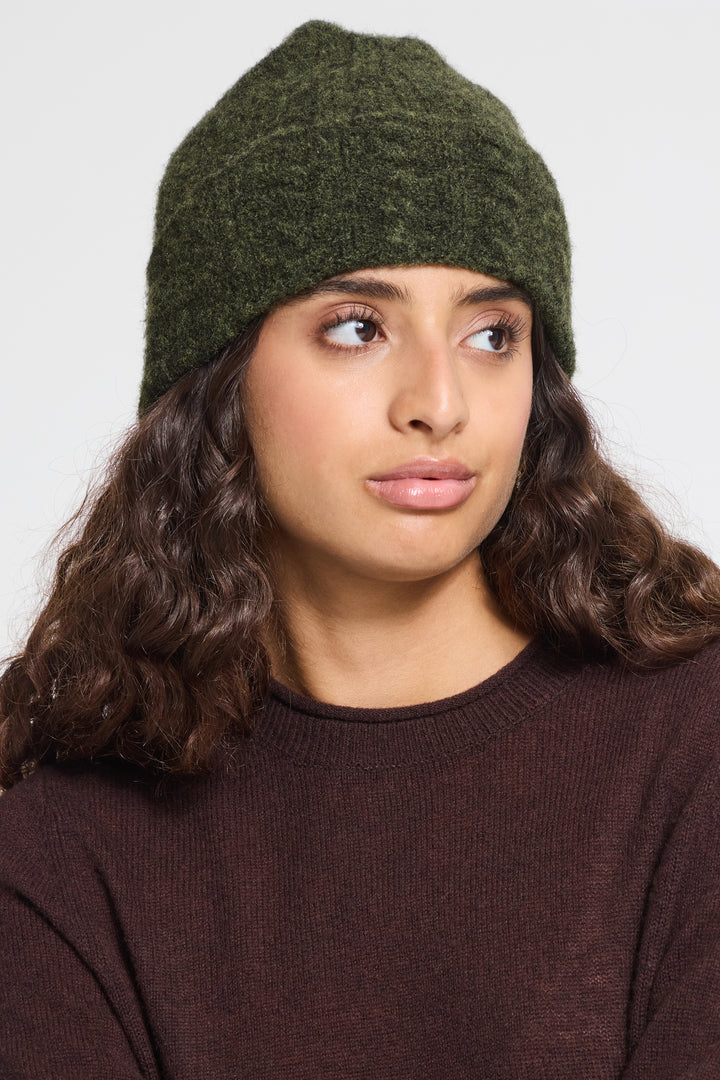 Iaastrid Toque- Olive Branch