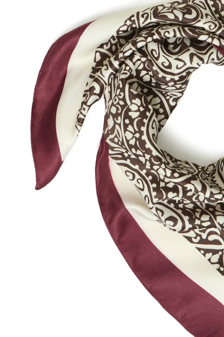 Iakatilio Scarf- Coffee Bean