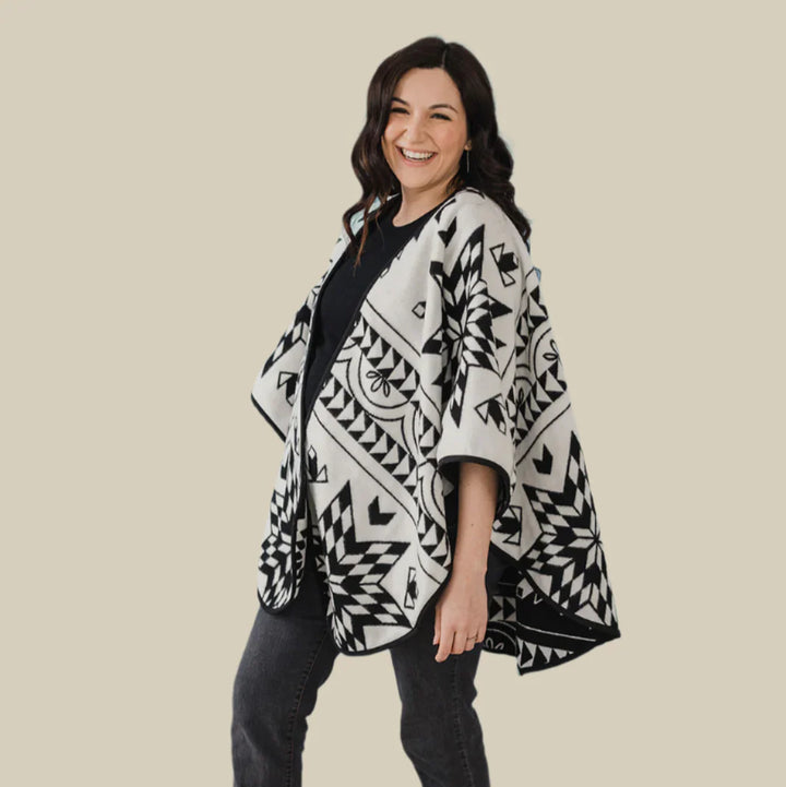 Mini Tipi Star Indigenous Reversible Shawl