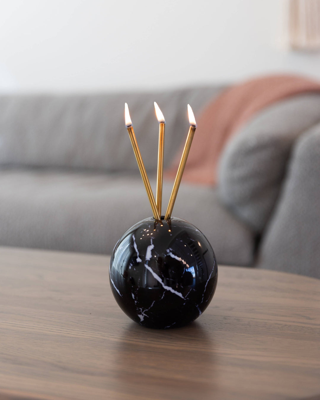 Neva Vase, Black Marble