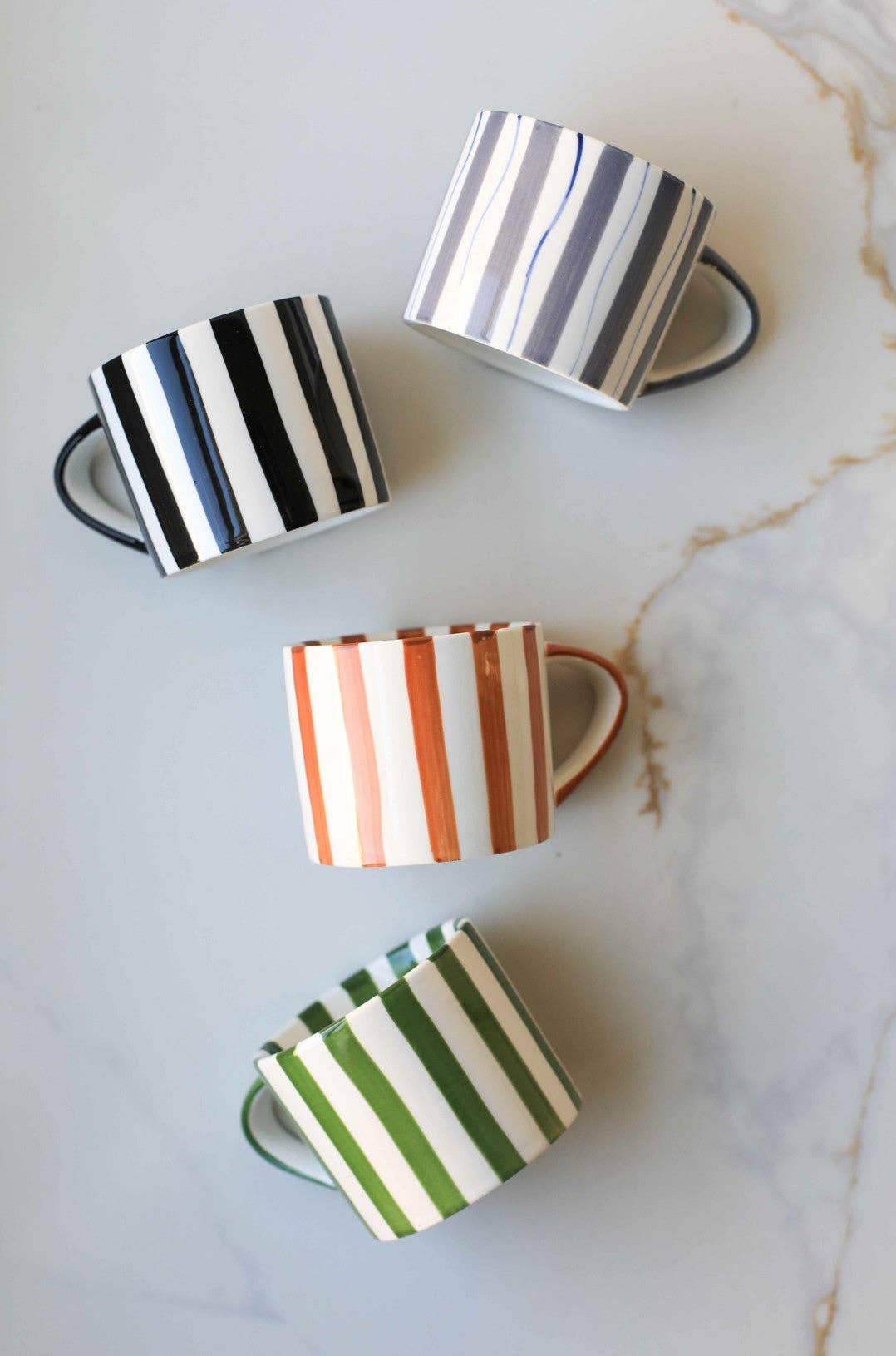 Simple Striped Mugs: Black