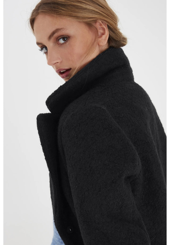 Ihstipa Jacket- Black