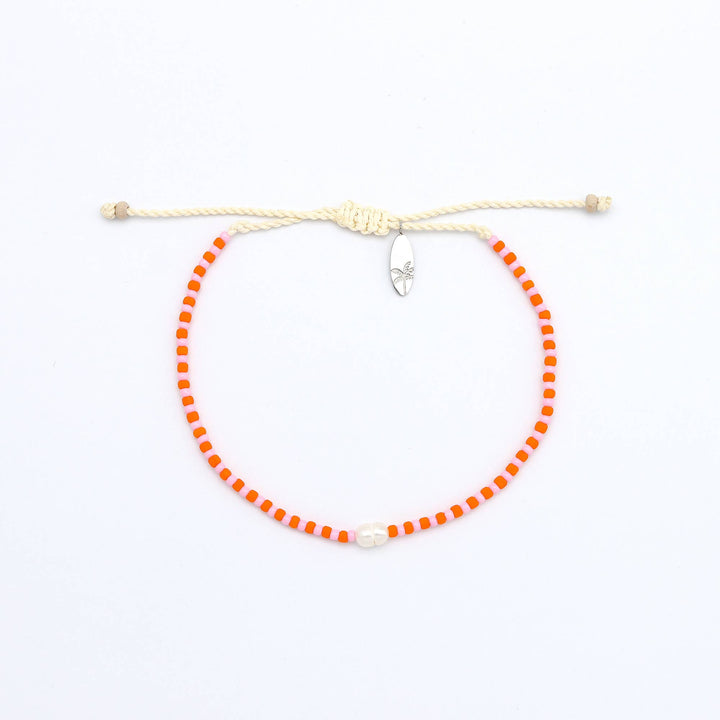 Mutiara Dainty Beaded Bracelet: Light Pink