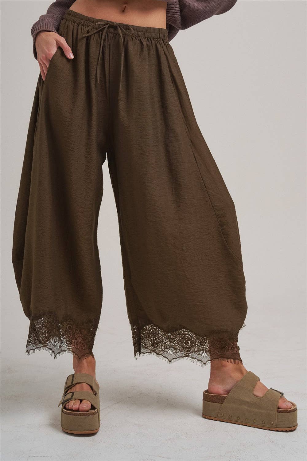 Balloon Pant with Lace: Vintage Mocha