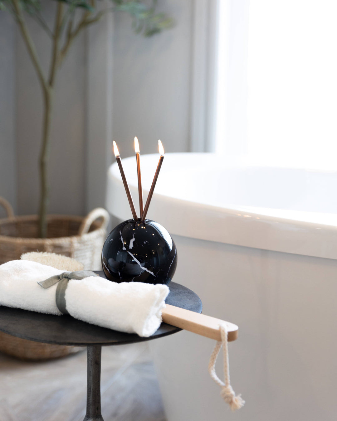 Neva Vase, Black Marble