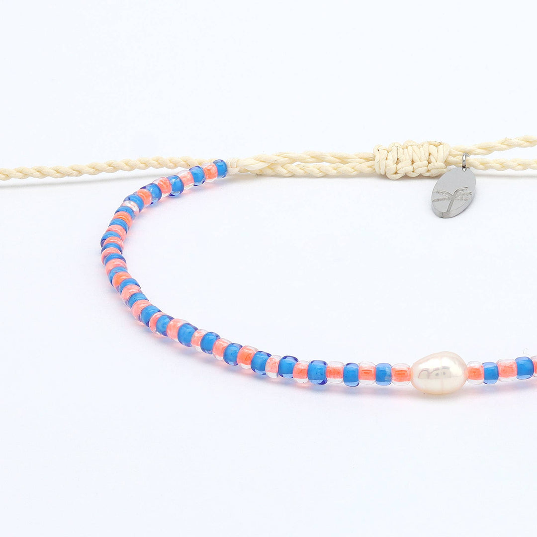 Mutiara Dainty Beaded Bracelet: Light Pink