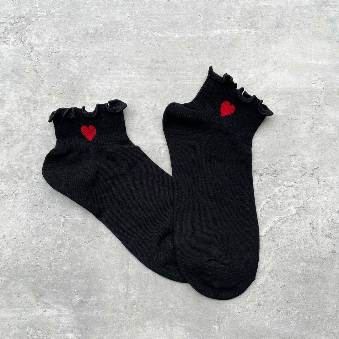 Ruffle Heart Socks: Black