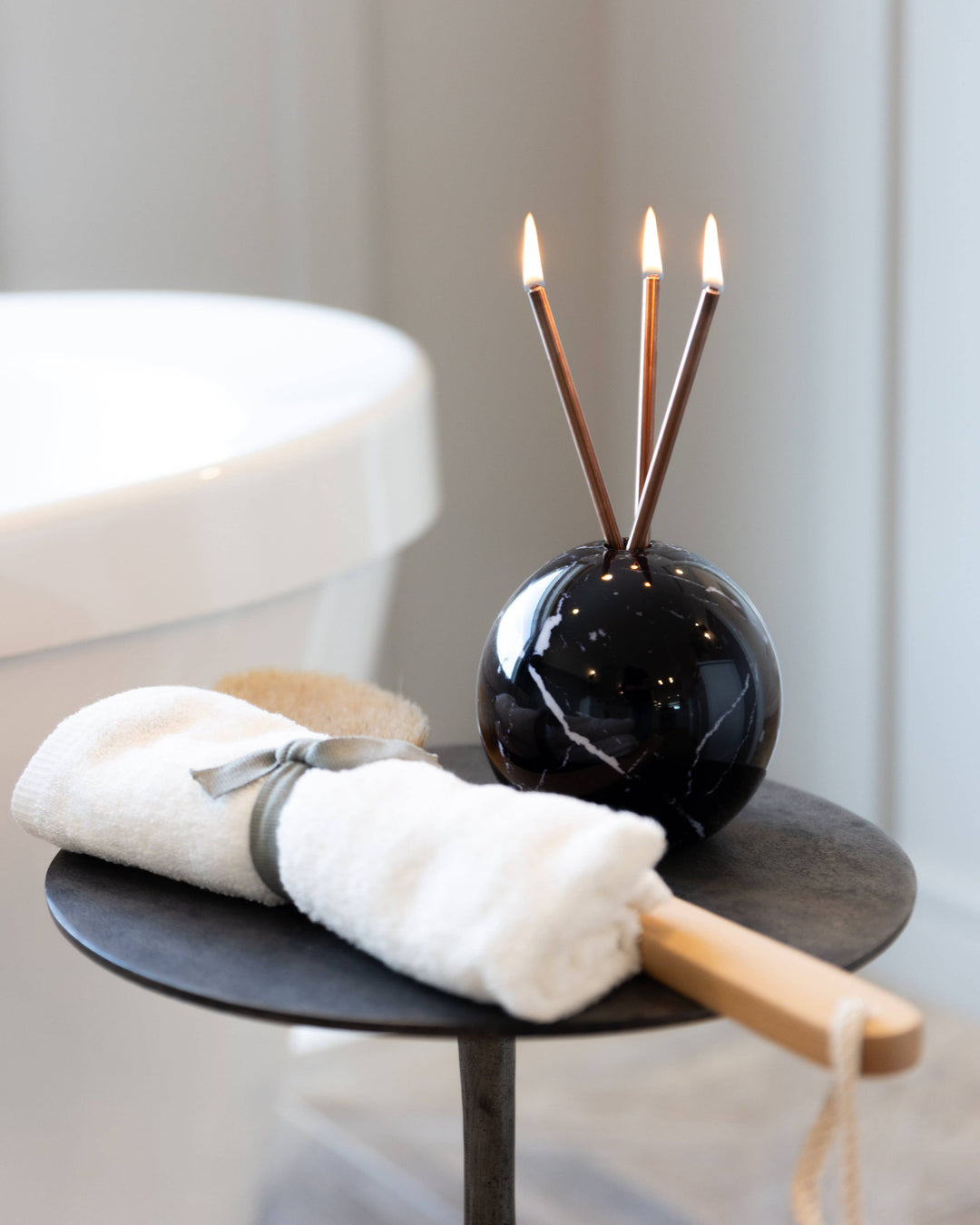 Neva Vase, Black Marble