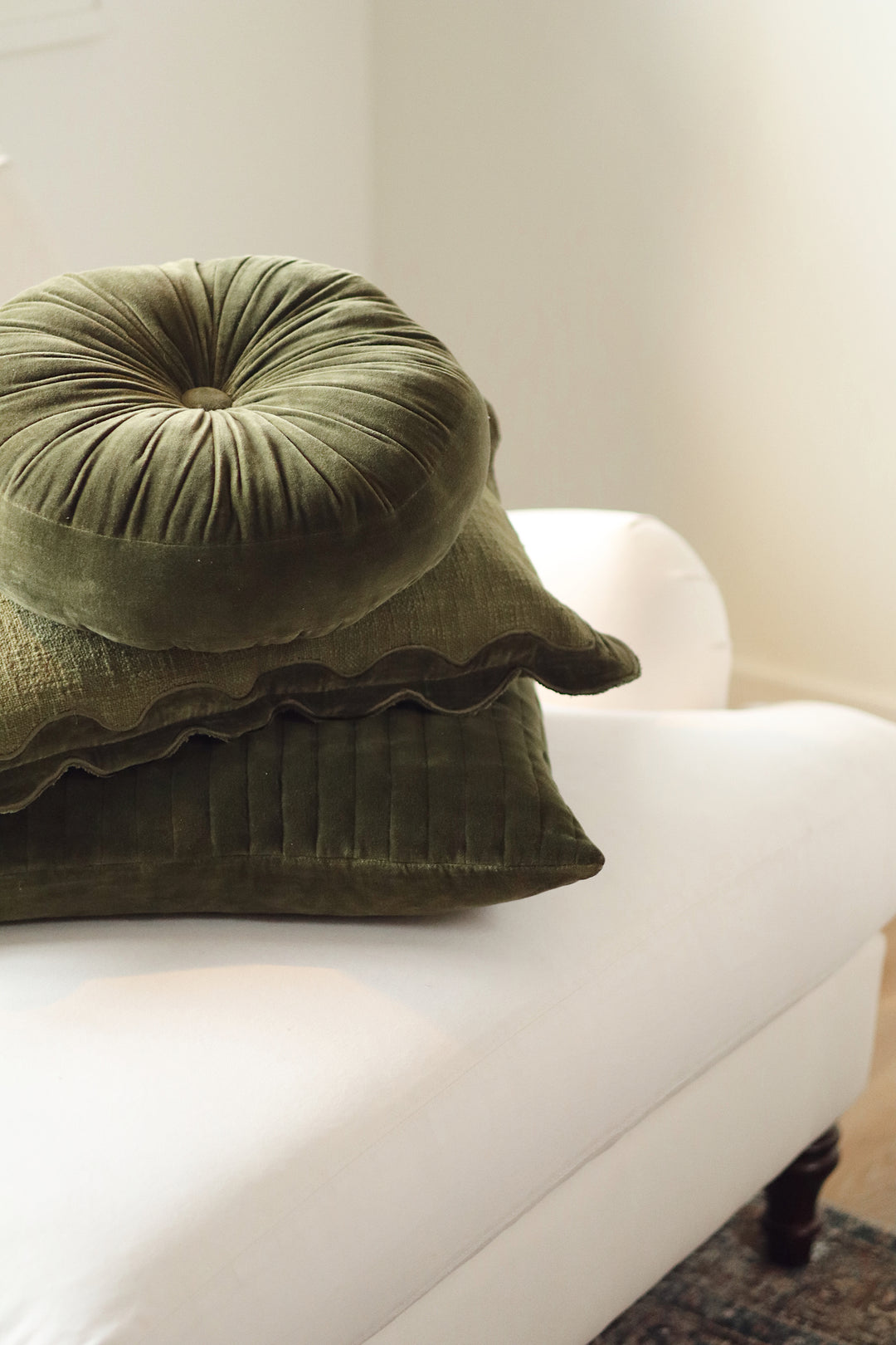 21x12 Velvet Scallop Pillow- Moss