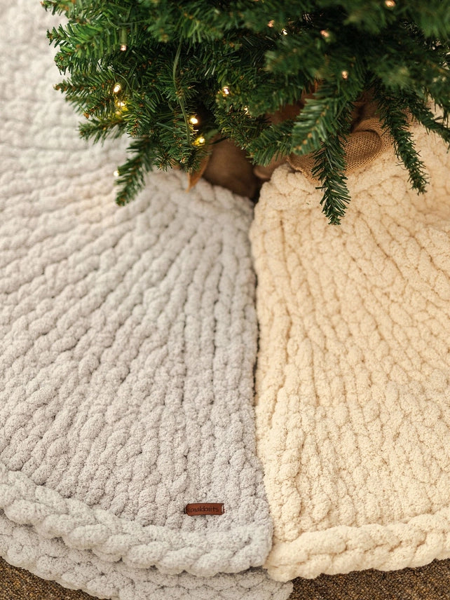 Chunky Knit Tree Skirt
