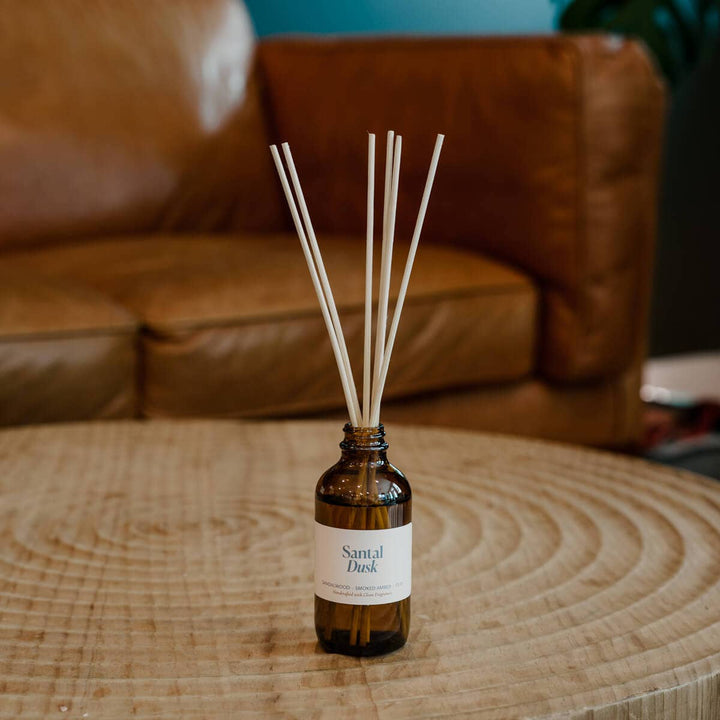 Santal Dusk | Clean Reed Diffuser: Diffuser Set (with box + reeds)
