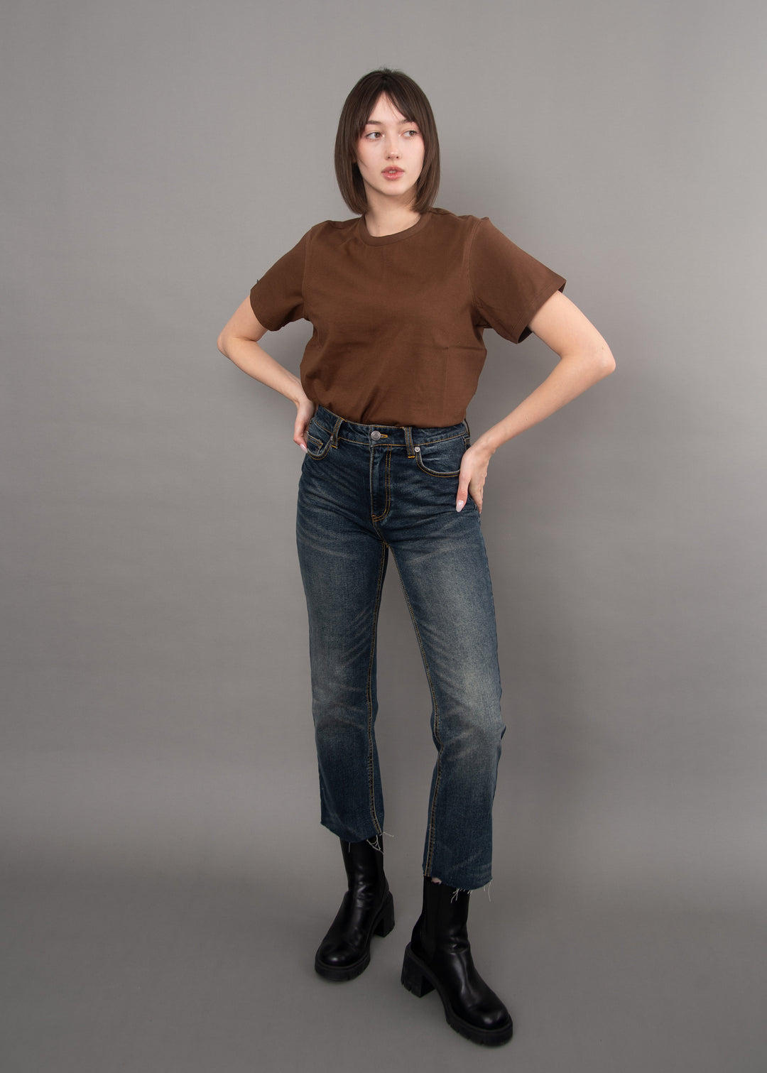 Regina Short Sleeve Tee- Mahogany