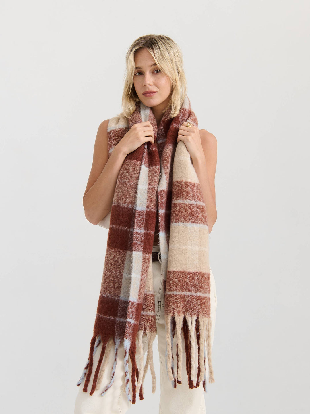 Checkered Fluffy Scarf