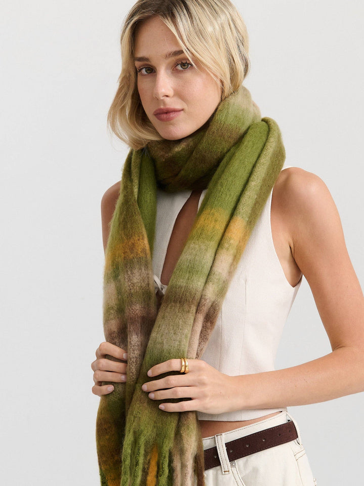 Checkered Fluffy Scarf - Matcha