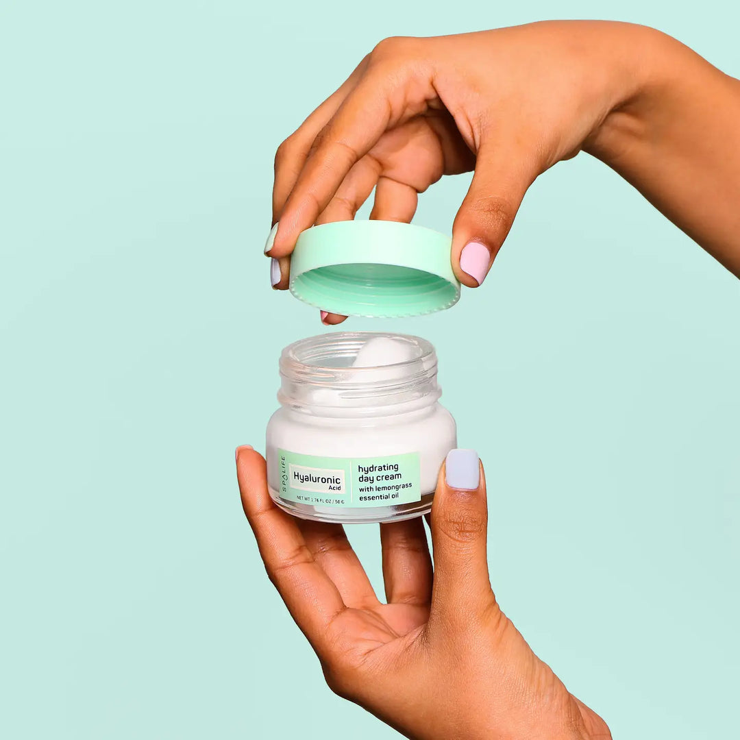 Hydrating Day Cream Infused With Lemongrass Essential Oil