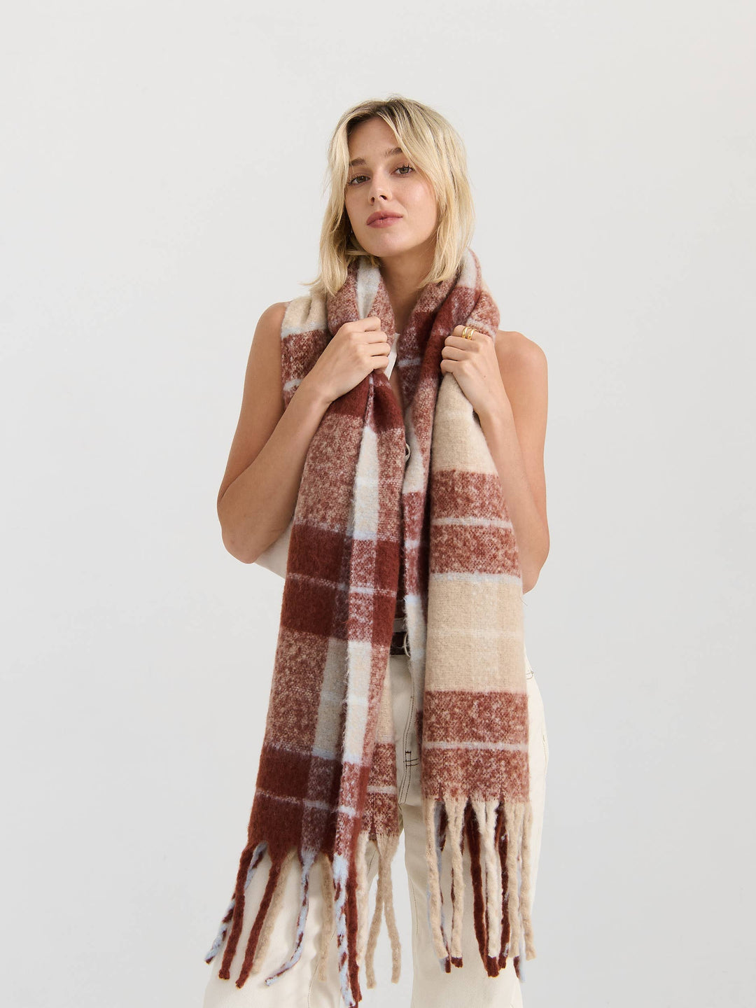 Checkered Fluffy Scarf