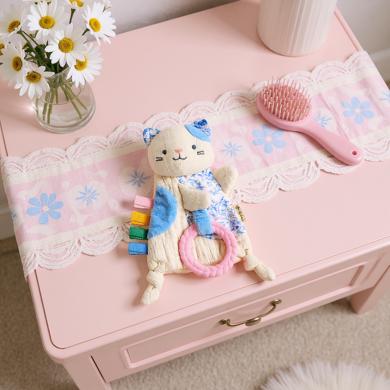 Bitzy Crinkle™ Sensory Toy With Teether: Kitty
