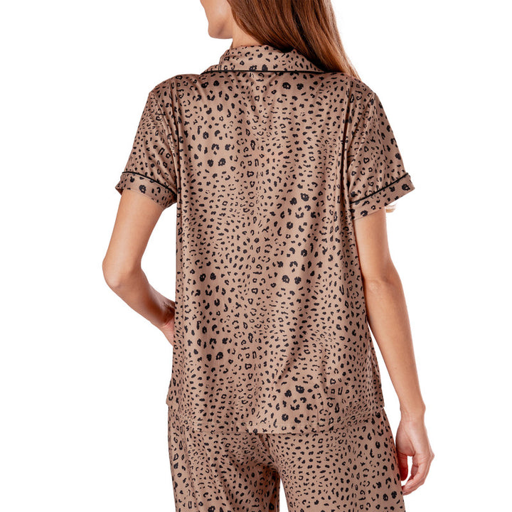 Seeing Spots Top