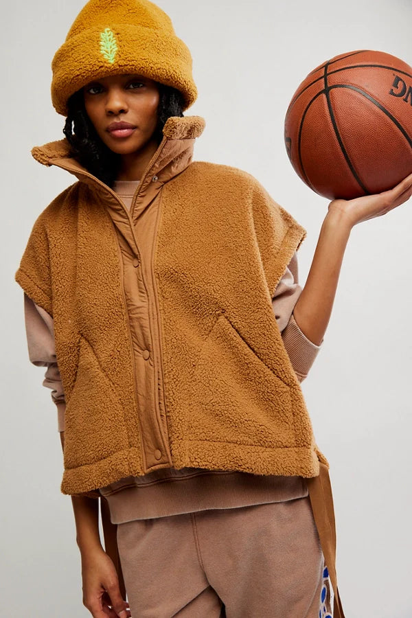 Scout It Out Fleece Vest - Twig