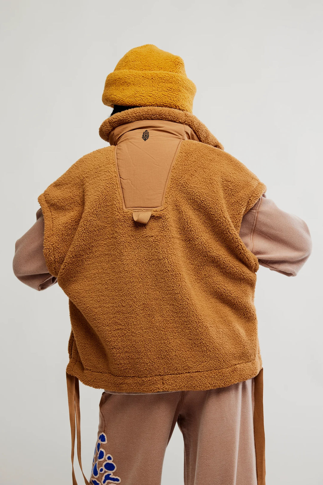 Scout It Out Fleece Vest - Twig