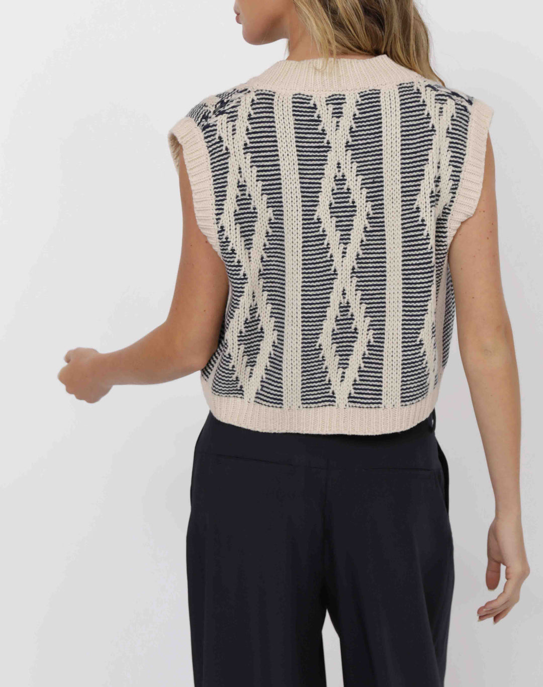 Macy Cable Knit Vest