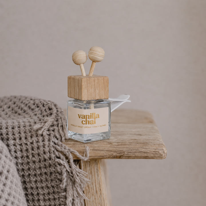 VANILLA CHAI | NON TOXIC VENT CLIP CAR DIFFUSER