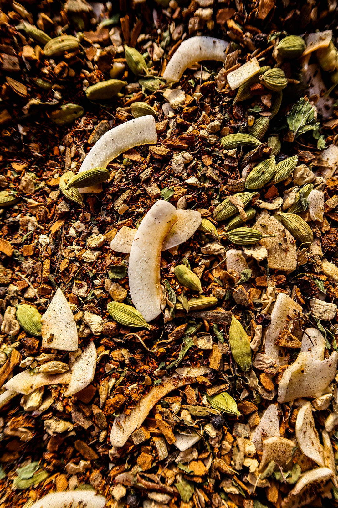 Spiced Coconut Chai - Superfood Tea Blend: Pyramid Tea Bags - Retail Canister