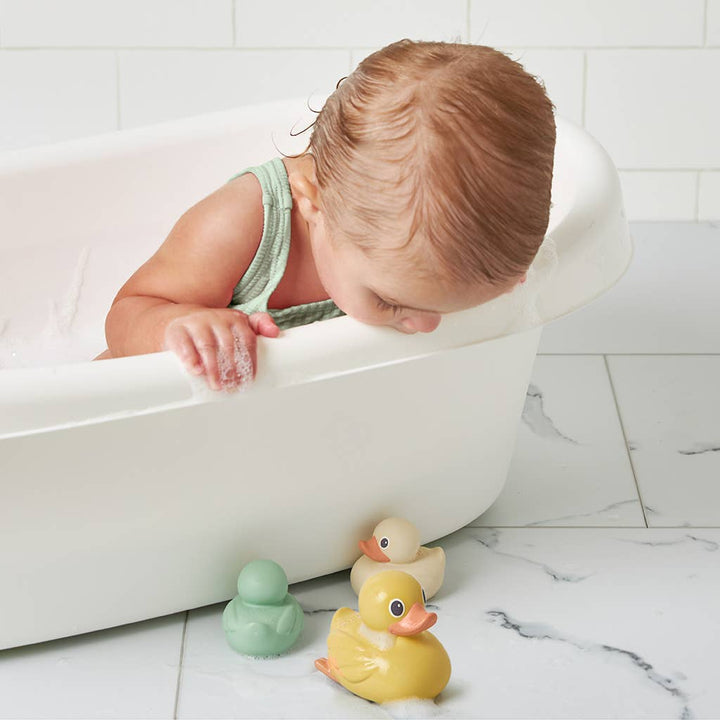 Itzy Ducky Family™ - Bath + Water Table Toys: Mallard