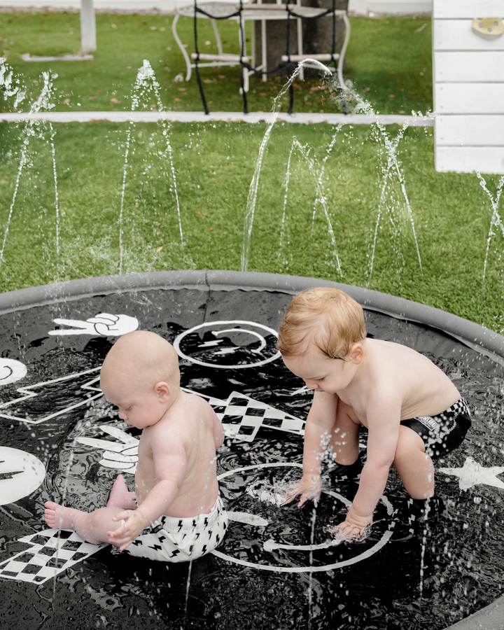 Sprinkler Splash Pad for Kids: Monochrome Smiley