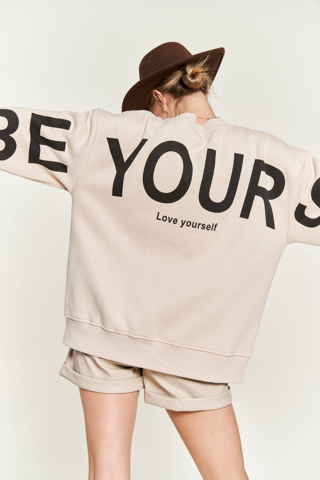 ❤︎ Be Yourself ❤︎ Oversized Sweatshirt