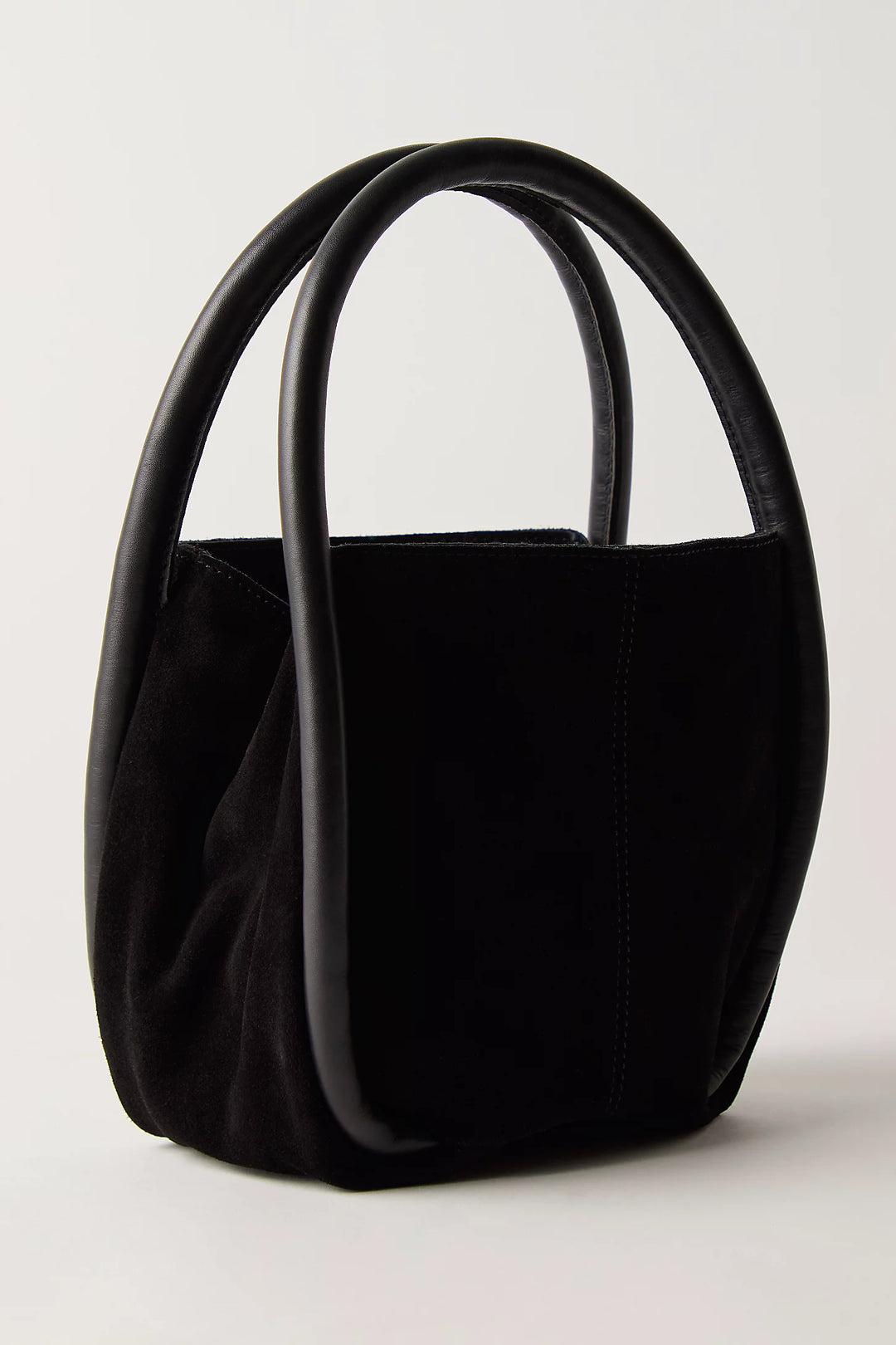 Barlow Bucket Bag- Black