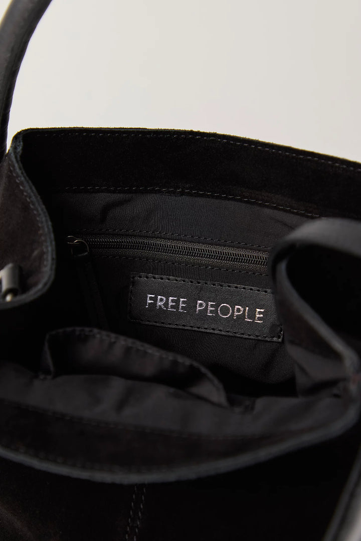 Barlow Bucket Bag- Black