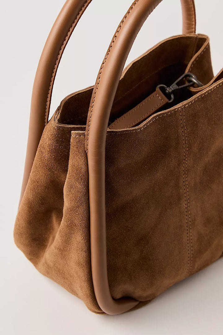 Barlow Bucket Bag- Cognac