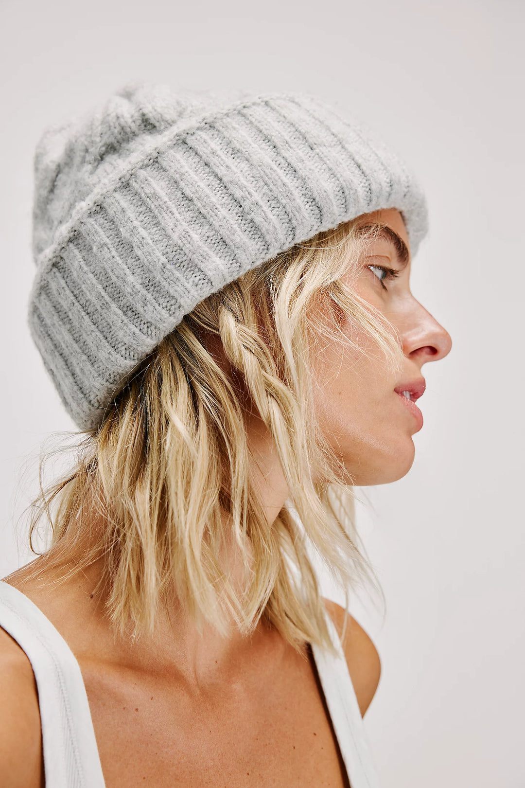 Free People Coastline Beanie - Grey