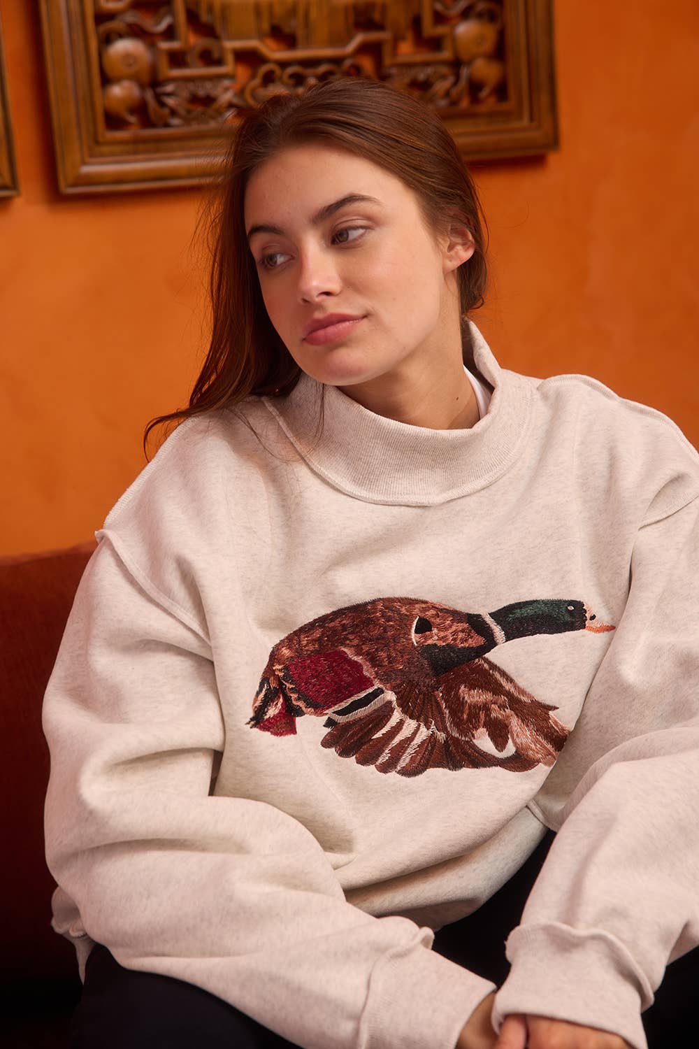 'MALLARD' Embroidered Mock-Neck Sweatshirt: ASH GREY
