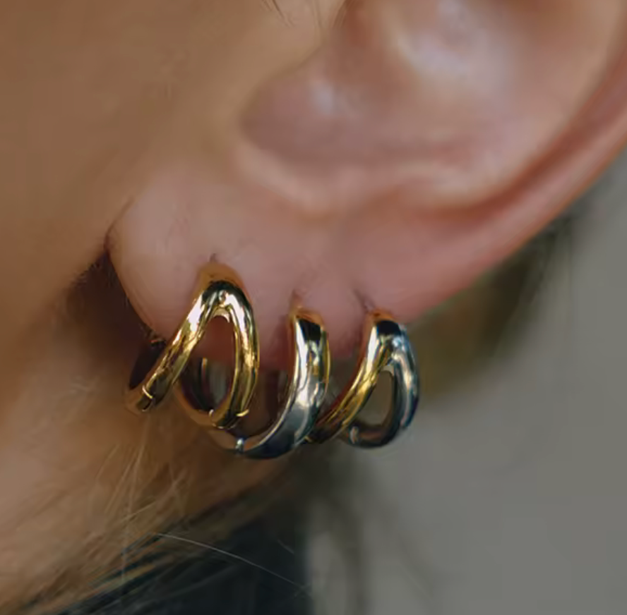 XOXO Huggie Hoop Earring