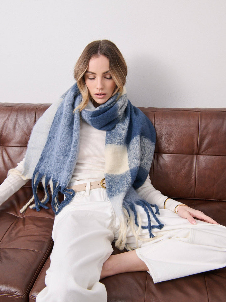 Checkered Fluffy Scarf - Multi Blue