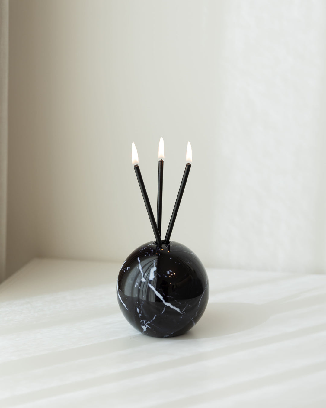 Neva Vase, Black Marble