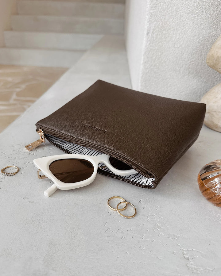 The Everyday Pouch - Chocolate