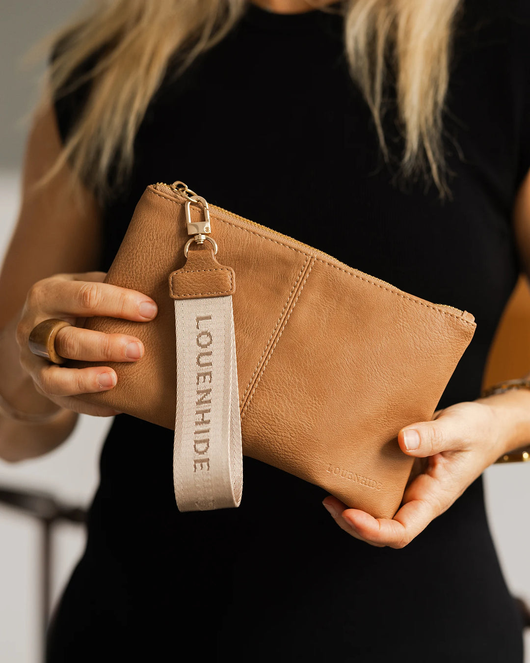 Mimi Wristlet - Camel