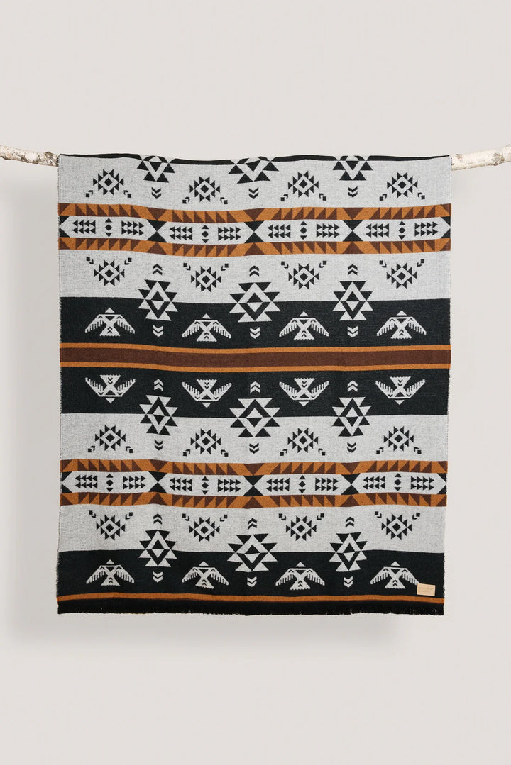 Mini Tipi Thunderbird Indigenous Reversible Blanket